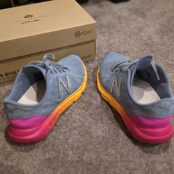 Women's New Balance athletic shoes Size 11 Wide