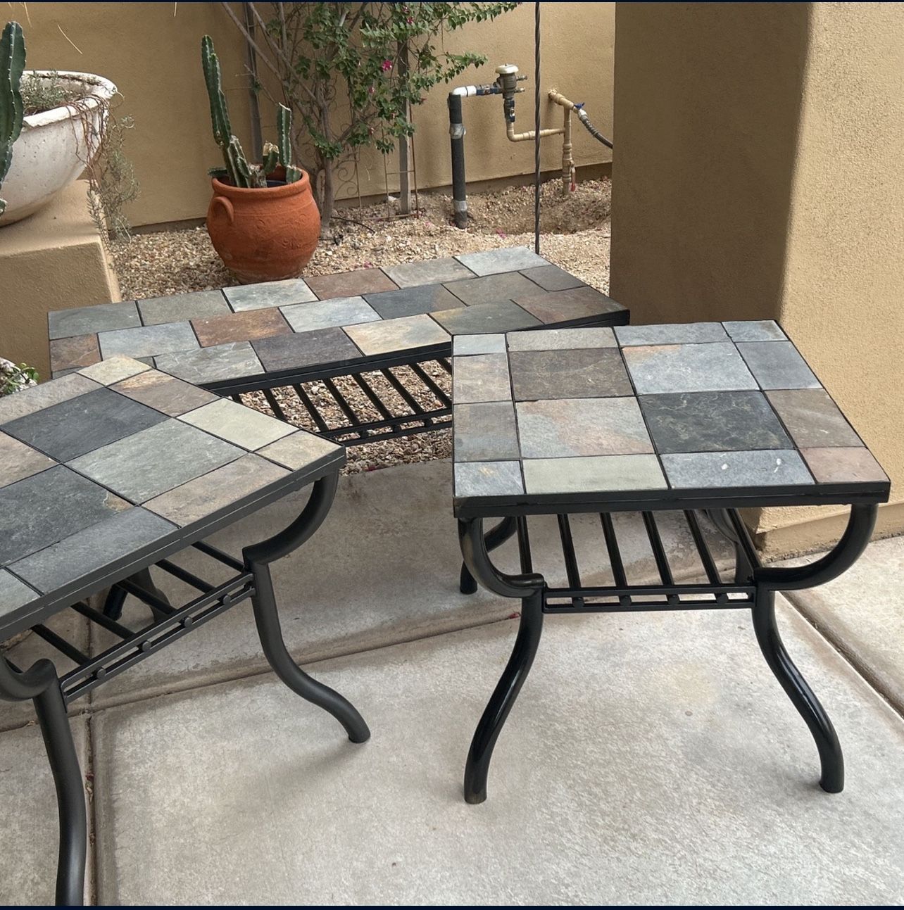 Ashley Coffee Table Set