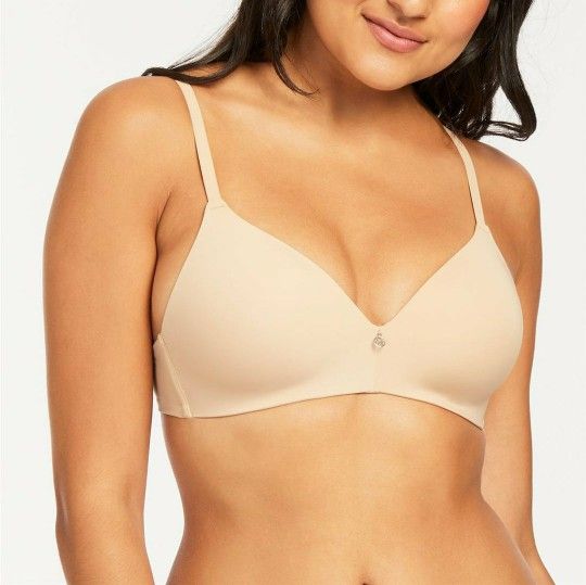 NWT MONTELLE Wirefree Tshirt Bra #9317 Nude Beige 40D Convertible Straps