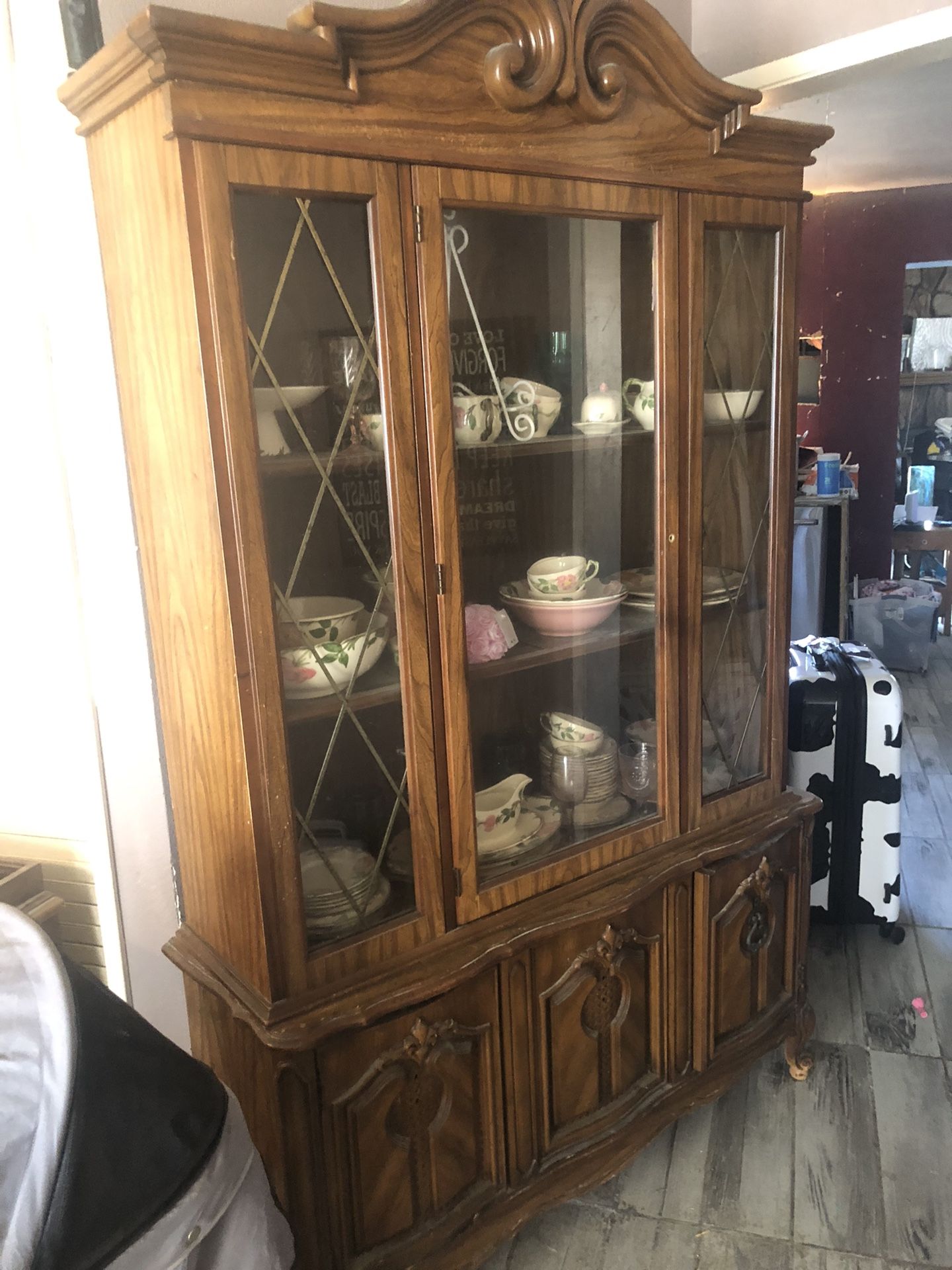 China cabinet