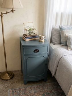 1 Slate Gray Dixie Furniture Solid Wood Nightstand