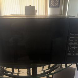 Small Microwave 