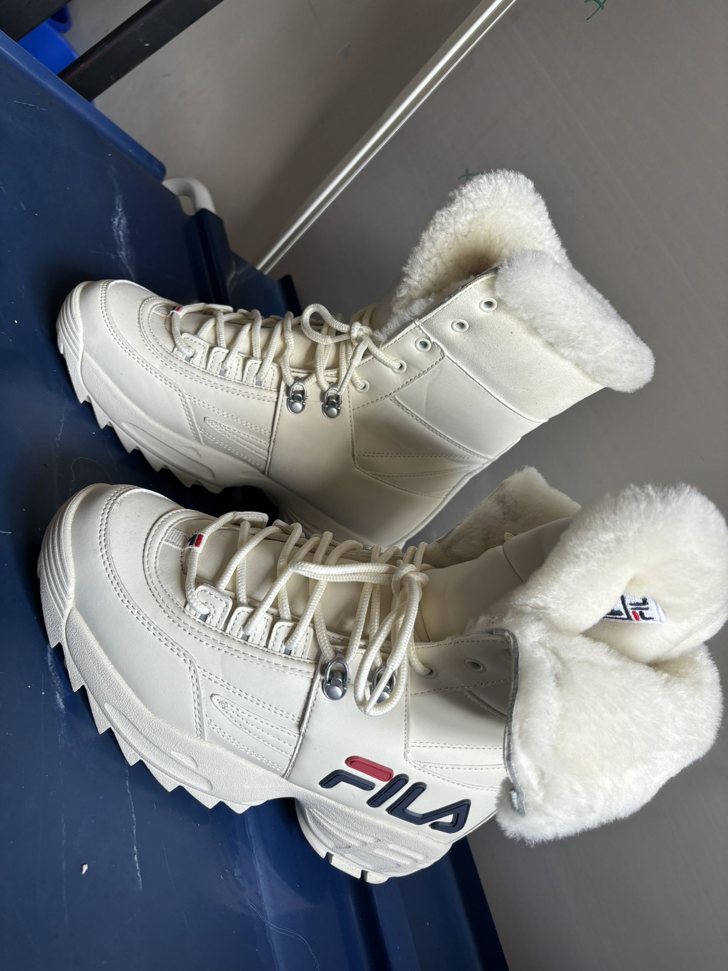 Brand New White Fur FILA  Size 10 