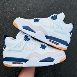Jordan 4 SB Navy Blue size 11 