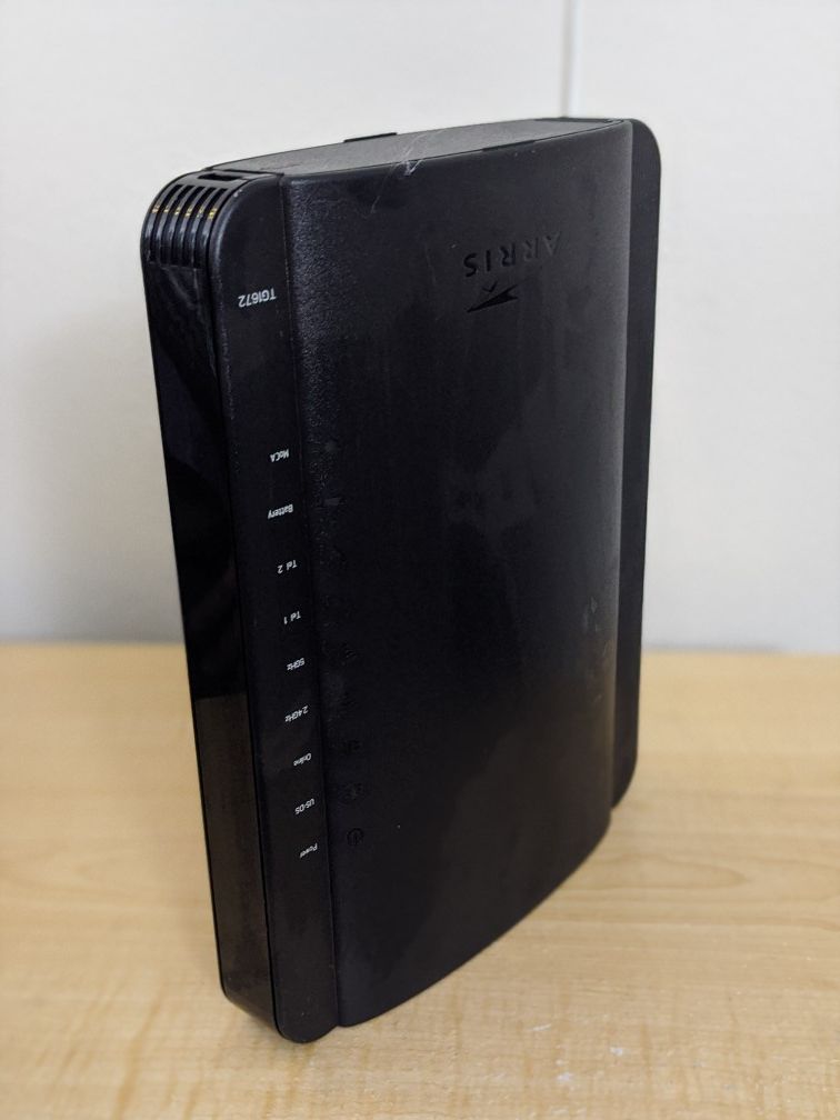 Arris Xfinity Comcast business Internet Modem/Router