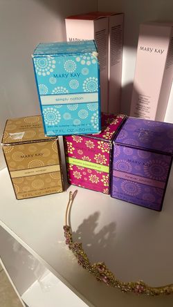 Bundle. :Mary Kay Eau de Toilette Set of 4