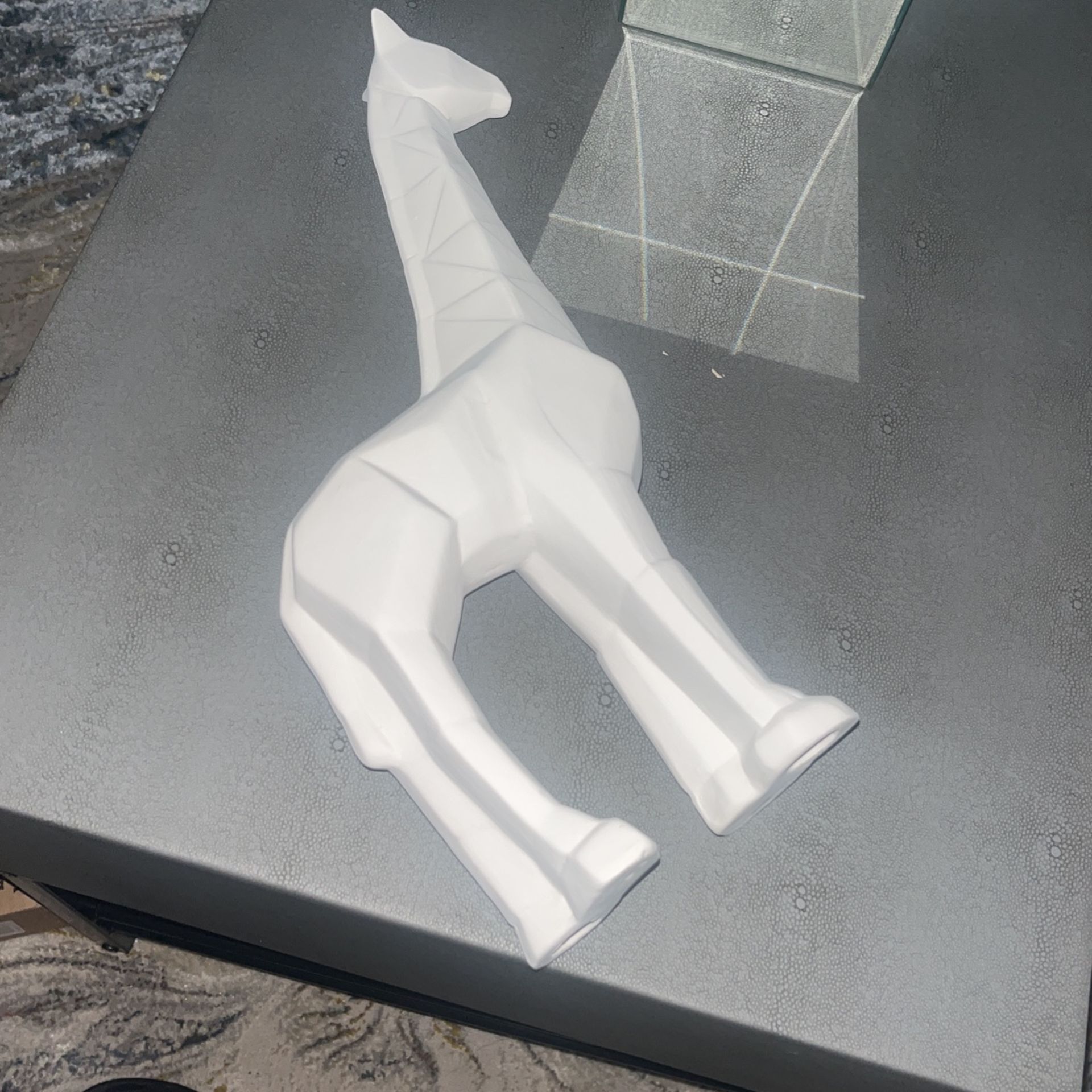 Bisque Ware Giraffe 2 Pieces