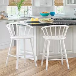Winson Windsor 24 in. White Solid Wood Bar Stool for Kitchen Island Counter Stool with Spindle Back Set of 2