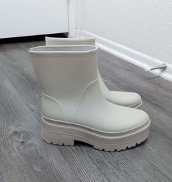 Rain Boots Women's Size 6.5