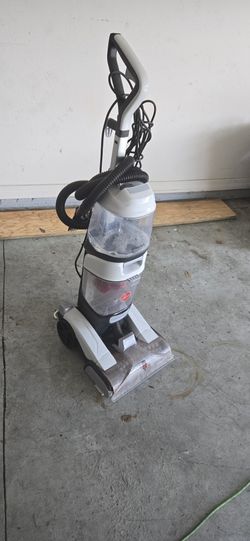 Hoover Rug CARPEY STEAMER. USED ONCE