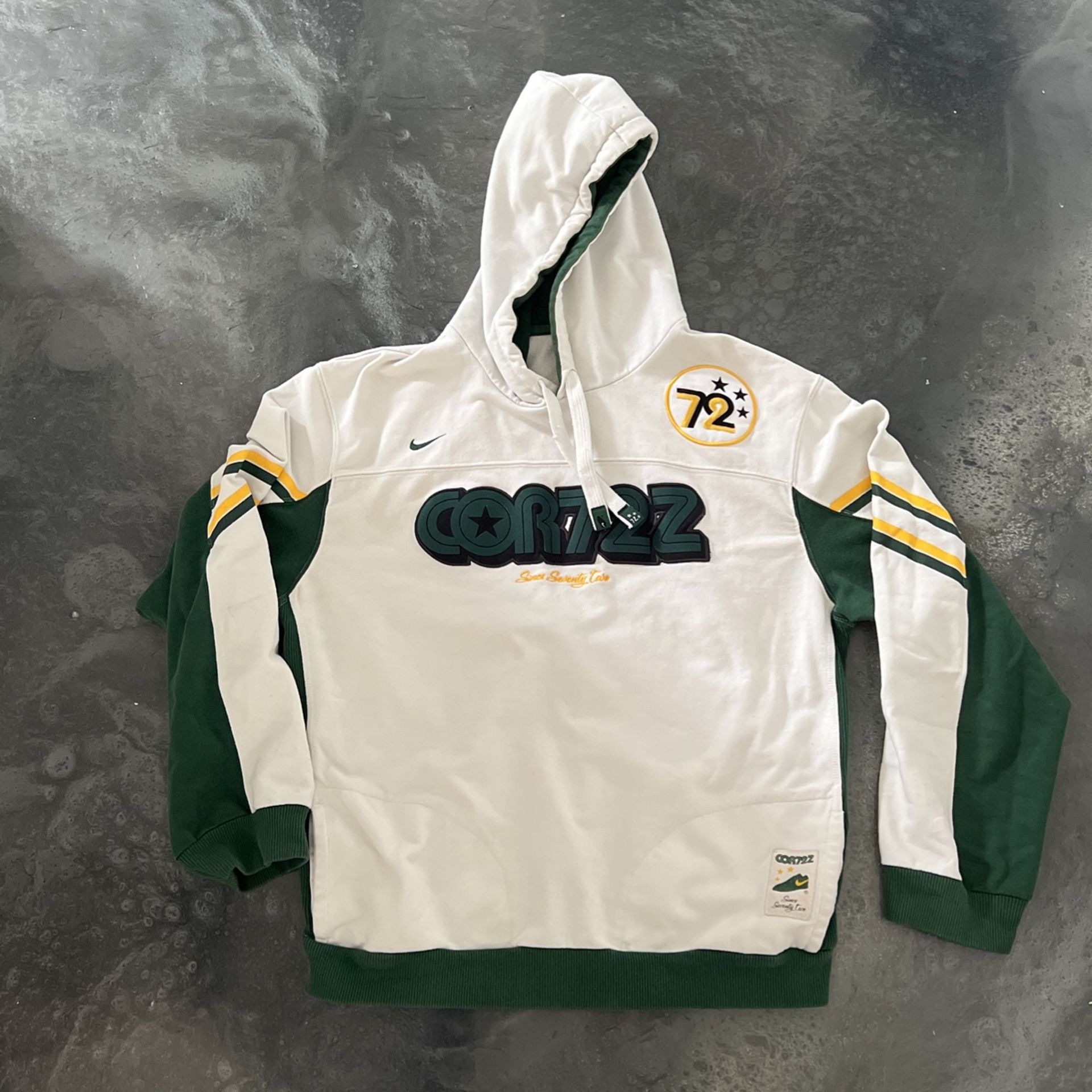Vintage Nike Cortez Hoodie for Sale in Cedar Rapids, IA - OfferUp