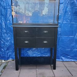 Fish Tank 30 Gallons  And Table $85.00