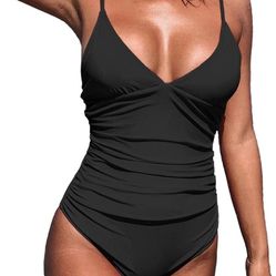 CUPSHE Women's One Piece Swimsuit Tummy Control V Neck Bathing Suits. Size: M