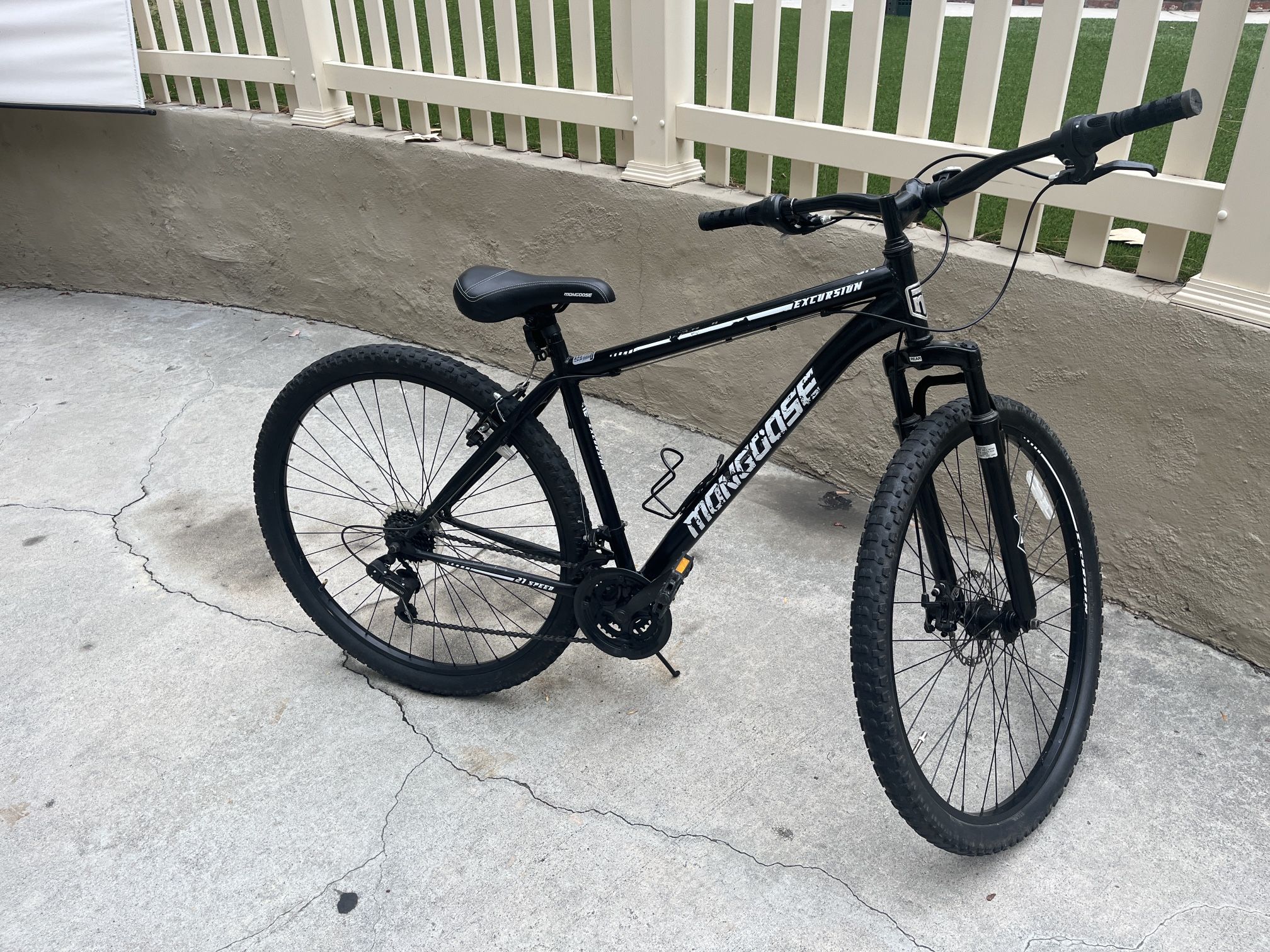 Mongoose Bike With Shimano Shifter/Breaks