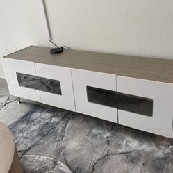 Modern Mylo TV Stand