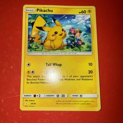 2017 Pikachu 29/30 Pokemon Card w/protective Case