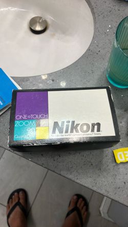 Nikon one touch Zoom 90 quarts date