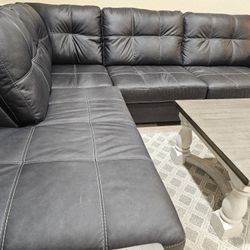 Black Leather MILLS sectional Sofa 
