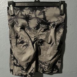 Tengo varios colores y tallas $5 cada uno