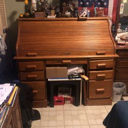 Roll Top Desk 