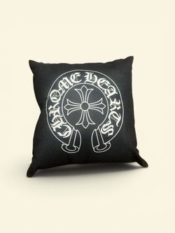 Decorative pillow