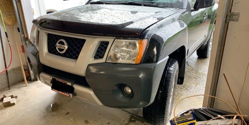 2005-2015 Nissan Xterra front headlight assembly’s