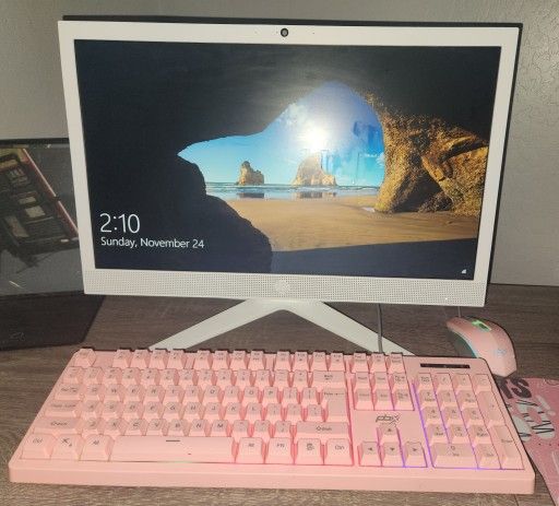 All In One HP Computer With Keyboard & Mouse