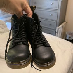 Dr. martens