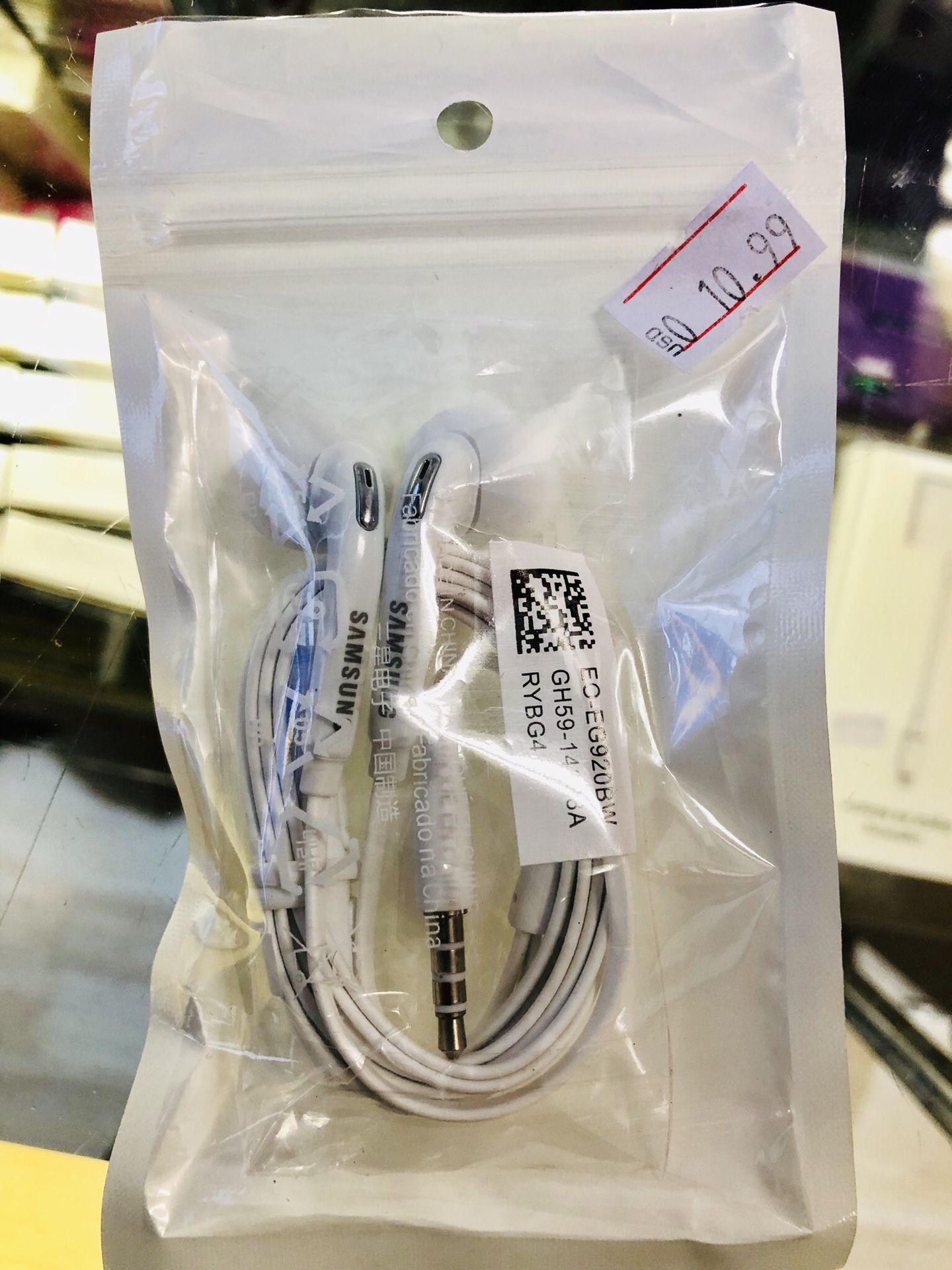 SAMSUNG HEADPHONES WITH GREAT QUALITY!