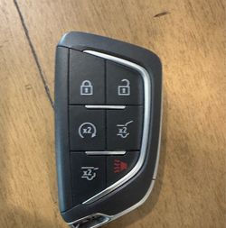 Car keys/ auto keys/ llaves de carro