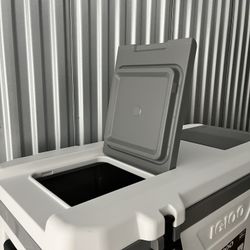 Igloo Cooler 