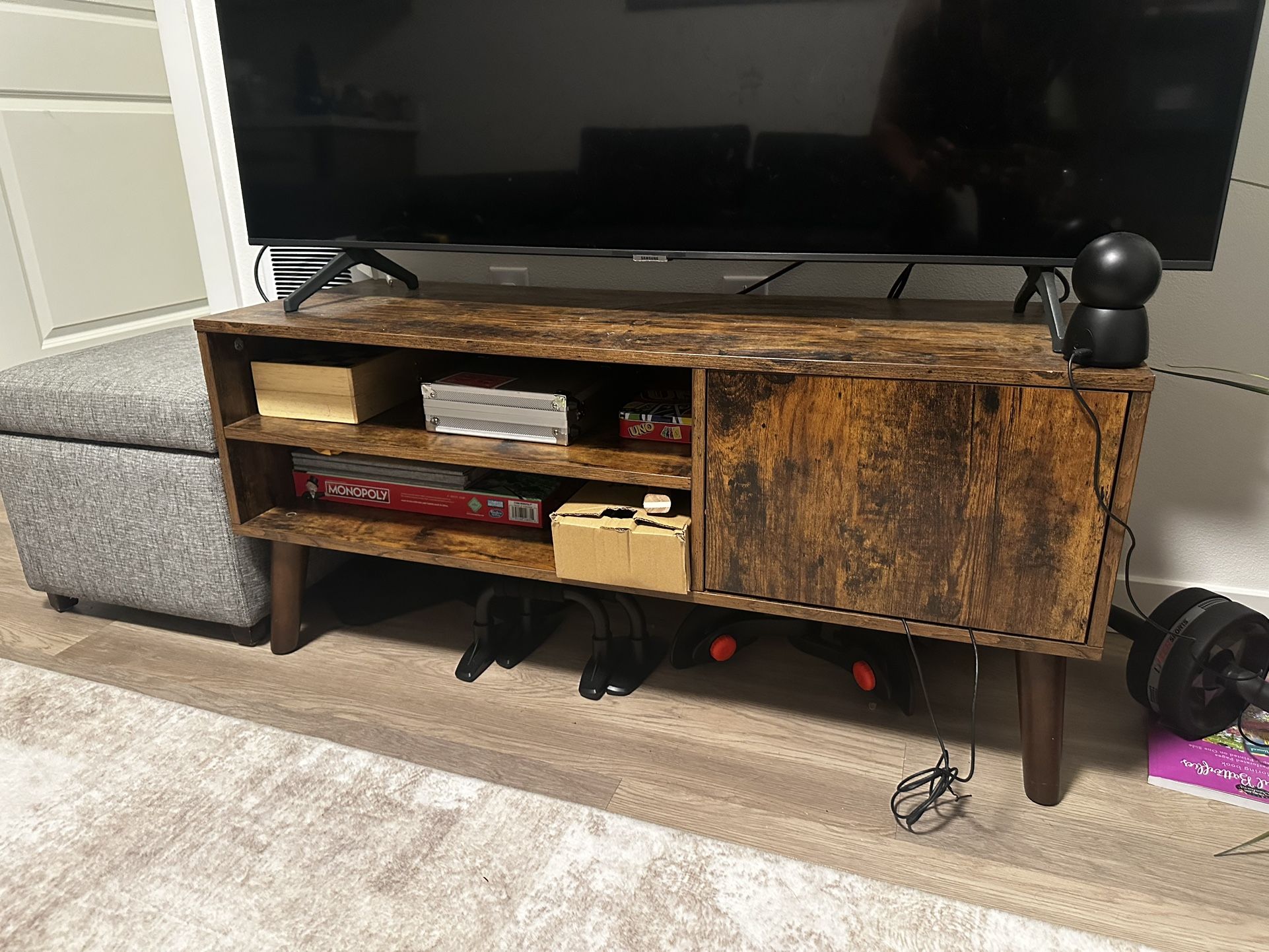 Like New Brown Tv Stand 
