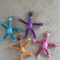 10 Pieces Of Sensory Suction Strip And Giraffe Toys With Extendable Limbs And Suction Cups. 