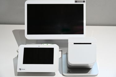 Clover Station Pro POS System – Clean & Fully Functional