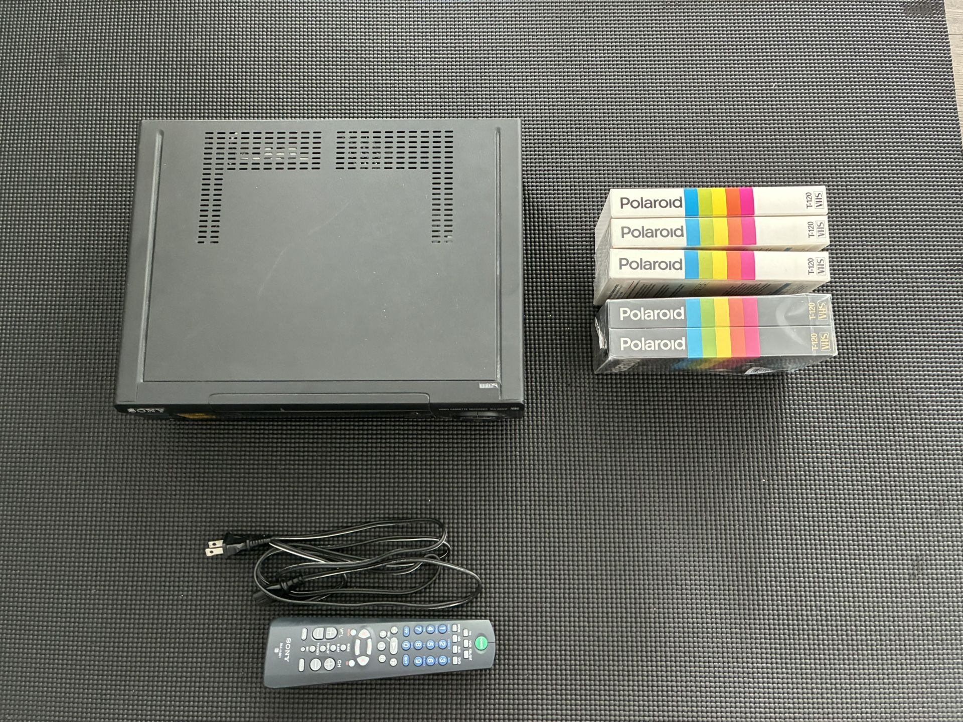 Sony VCR + Remote + Power Cable + Blank Tapes