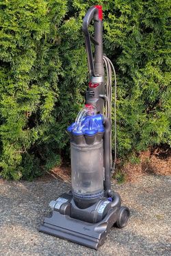 Dyson DC33 Multi-floor Upright Vacuum Cleaner