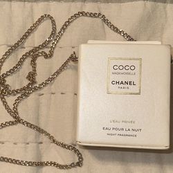 Chanel Perfume Testing Card Holder With Gold Chain To Carry Serious Buyers Only