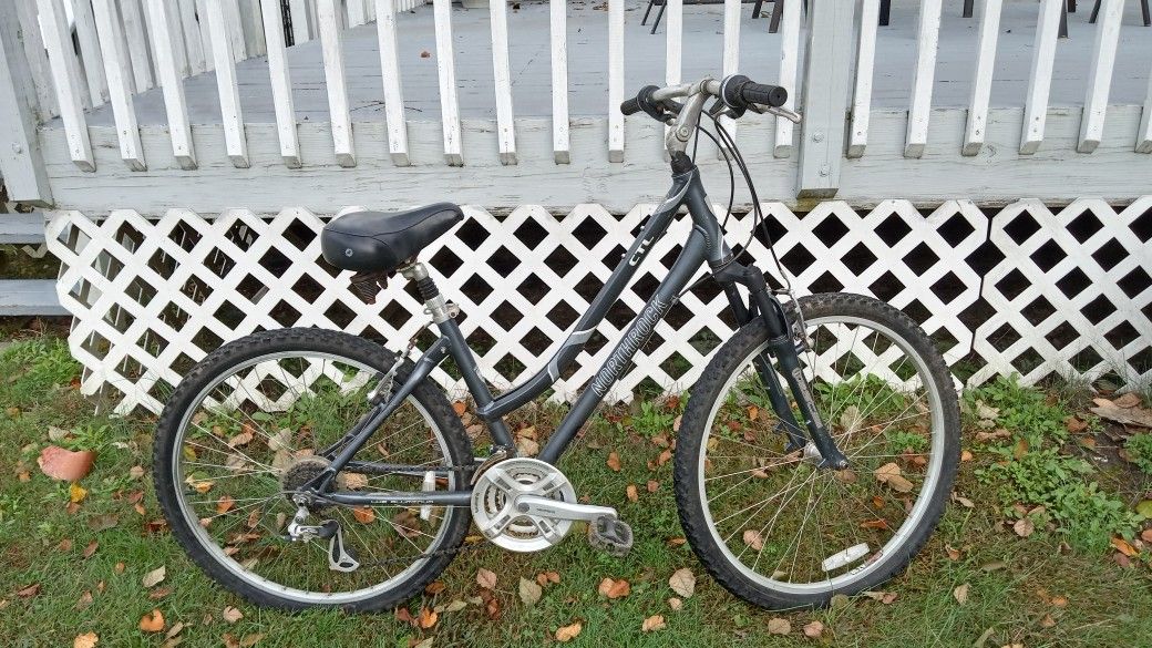 Comfort Cruiser Aluminum Frame Multi-speed Bike Ready To Ride
