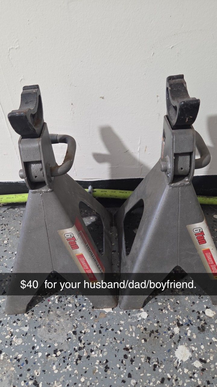Jack Stands >
