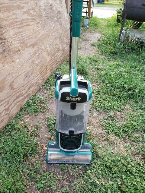 Shark Navigator Vaccum