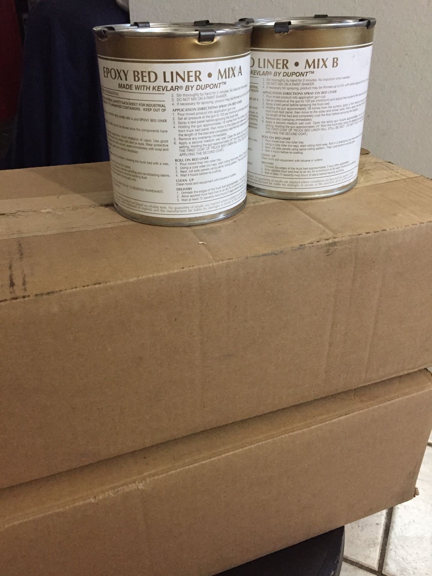 EPOXY BED LINER KIT. DUPONT