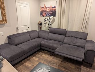 Couch - Black, like new