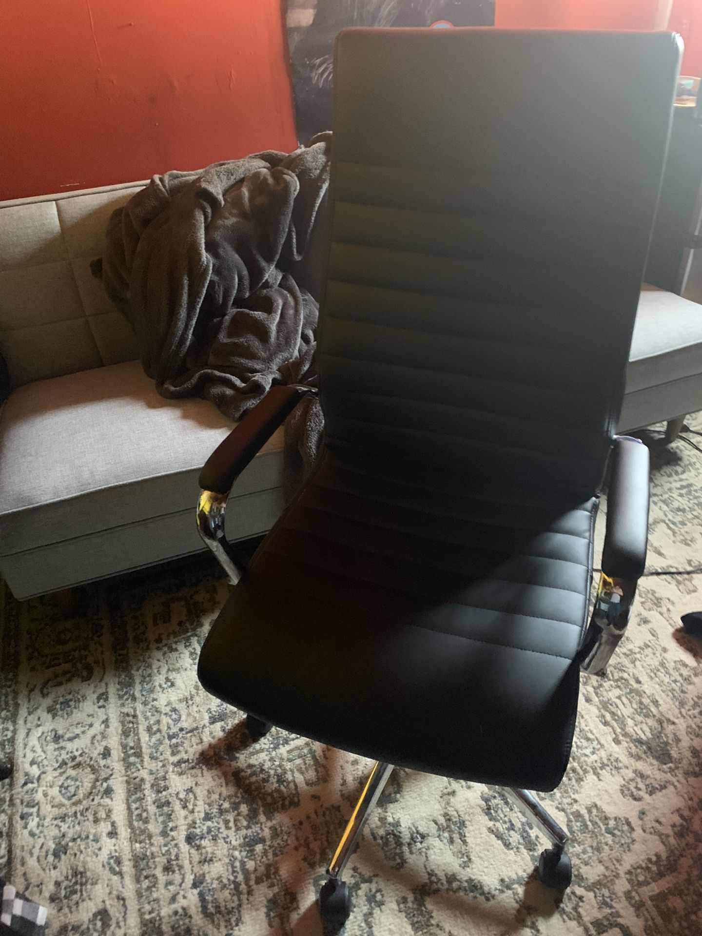 Black Leather Swivel Computer Chair