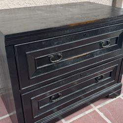Dresser $10 