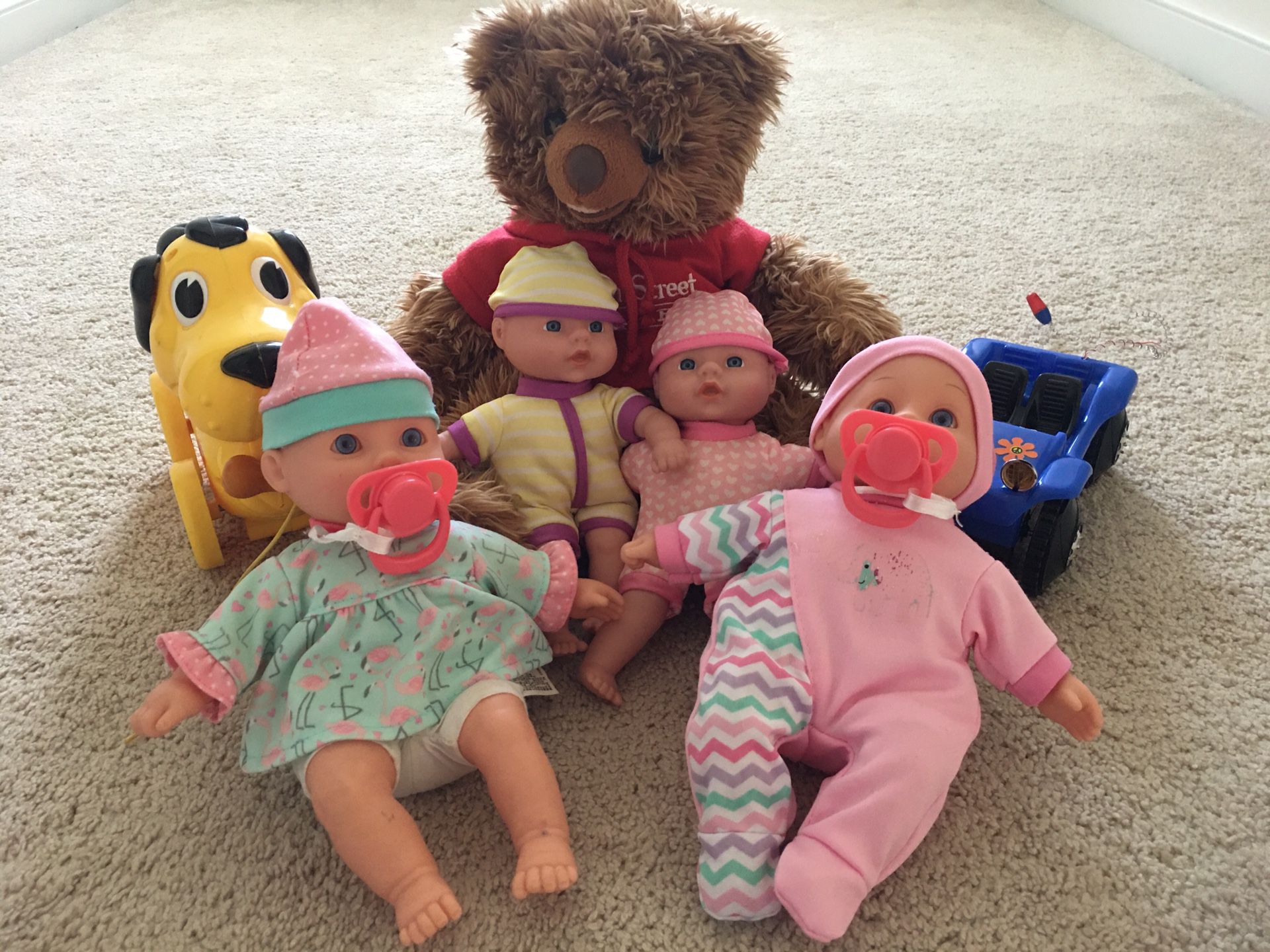 Baby doll / Toy Lot