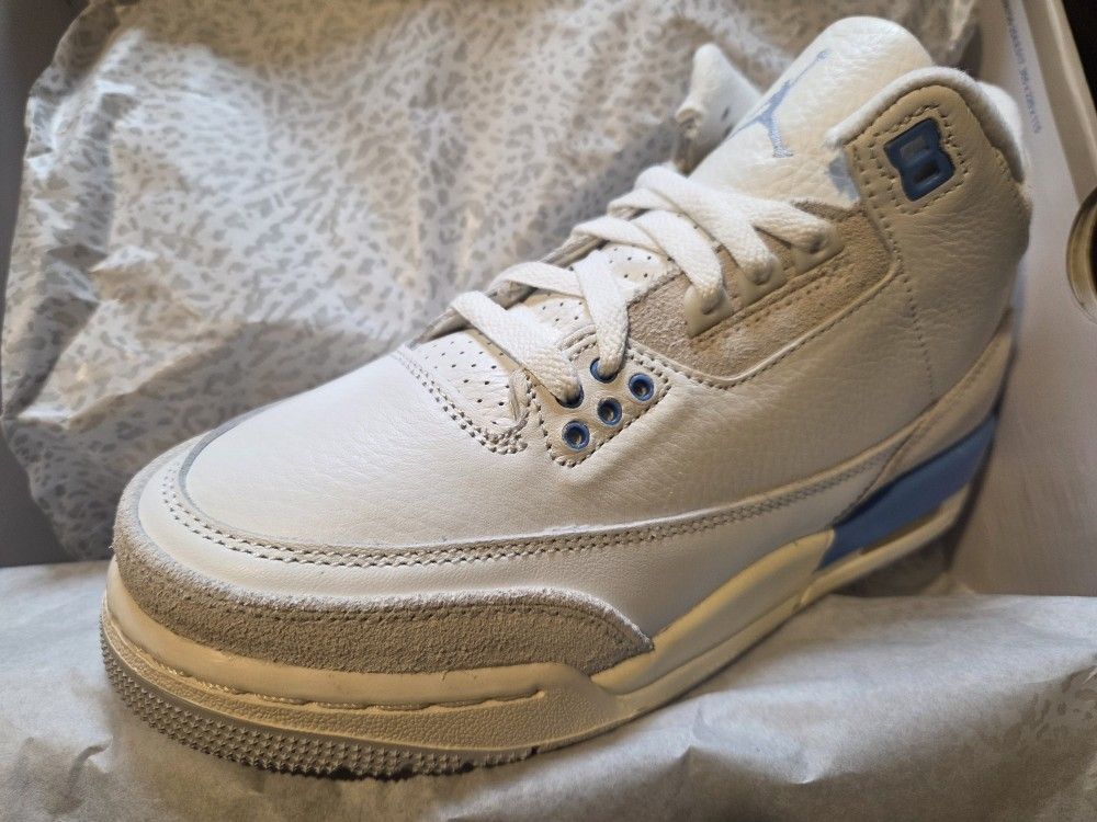 🔥 JORDAN RETRO 3
"LUCKY SHORTS"  GRADE SCHOOL SIZE 5.5 Y  NEW  W/BOX, 💲110 FIRM TAKES THEM🔥