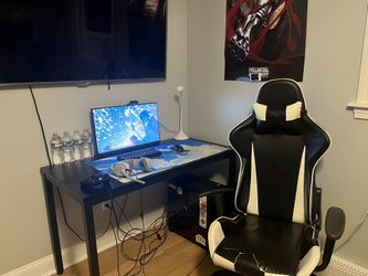 SELLING MY SETUP DM ME FOR PRICES