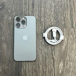 iPhone 13 Pro 256gb UNLOCKED FOR ANY CARRIER!
