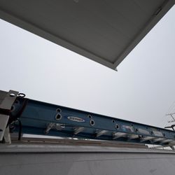 Werner Fiberglass Ladder 22 Ft 