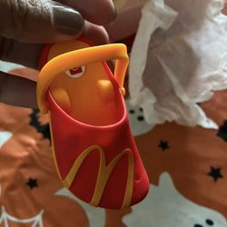 MINI MCDONALDS CROC  SEE PICTURES